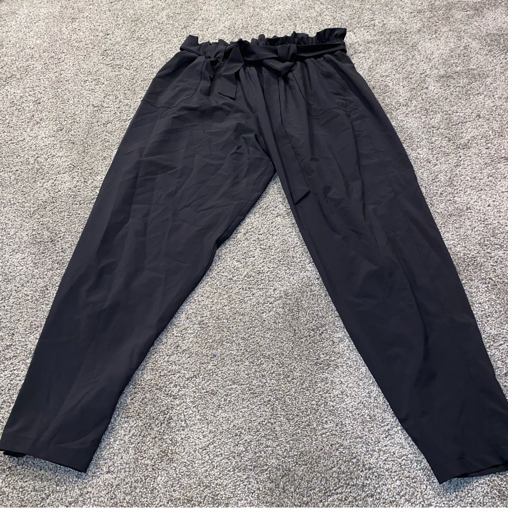 Albion Fit Bow Belted Capri, size XL, black